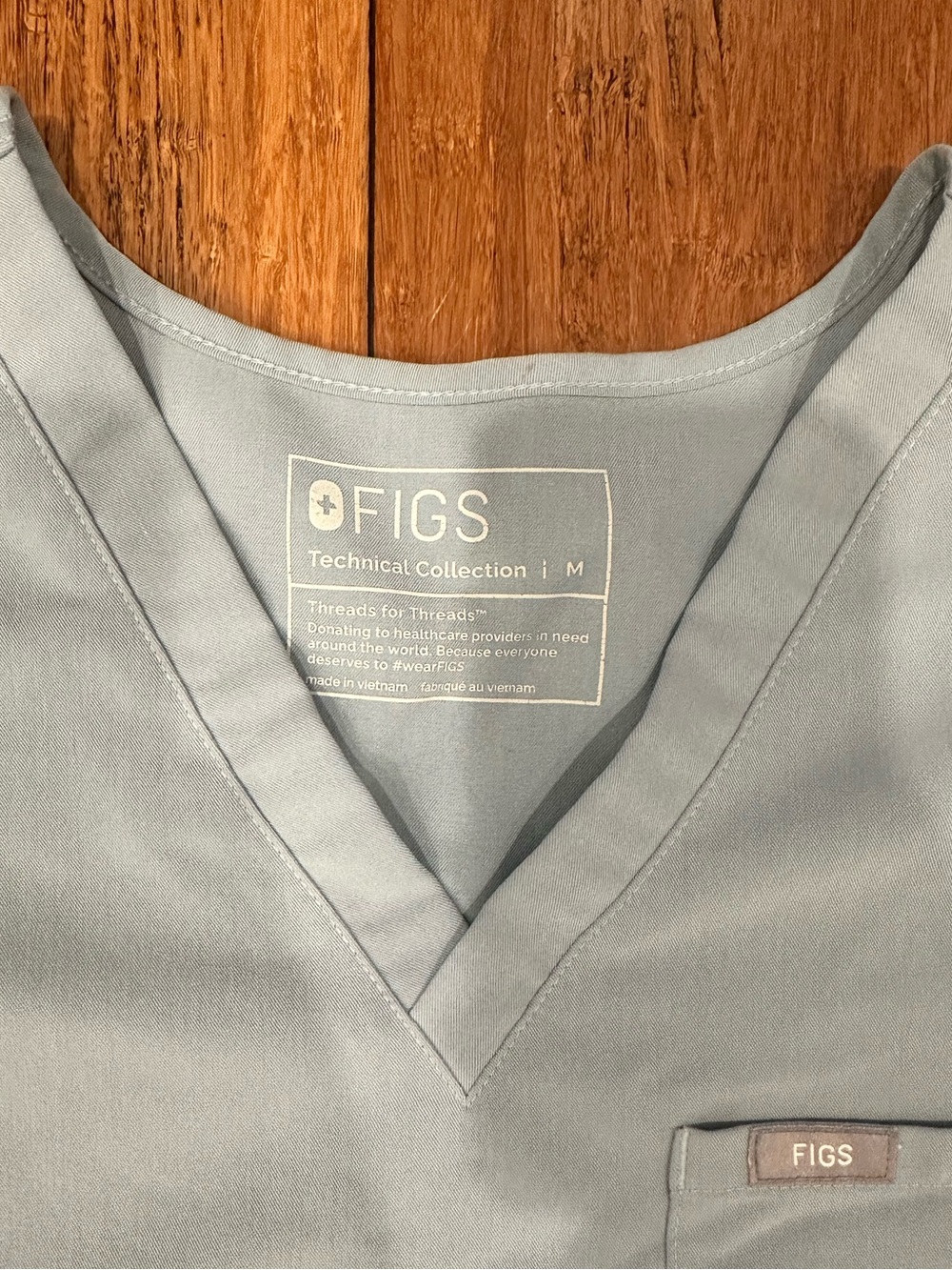 Figs Women’s Dusty Blue Catarina One-Pocket Scrub Top - Medium - Picture 5 of 7